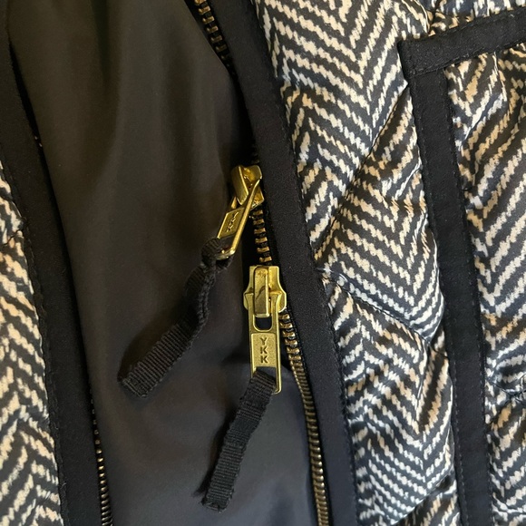 J. Crew Black and White Herringbone Vest Size Small - Picture 4 of 7